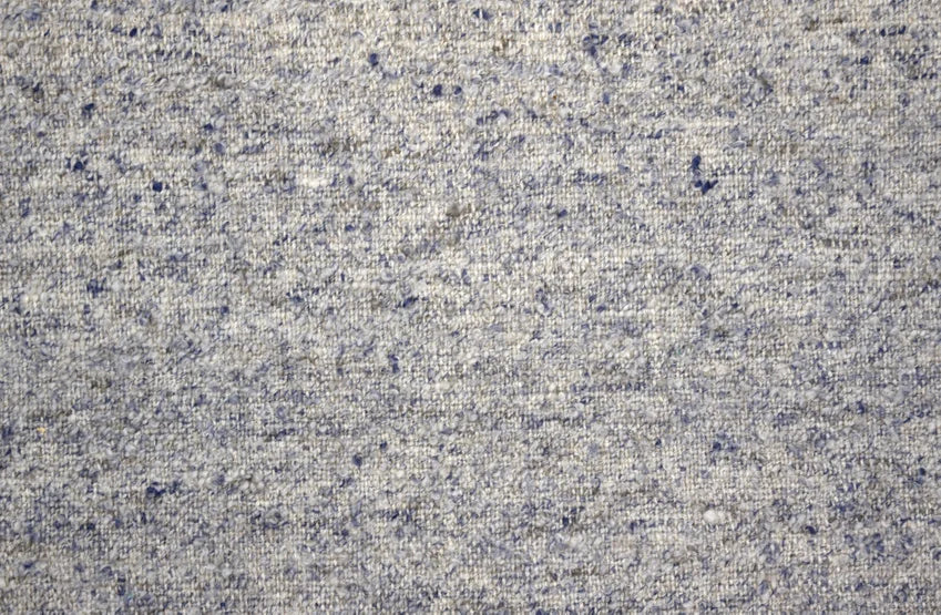 Broadloom carpet swatch in textured in blue and white 