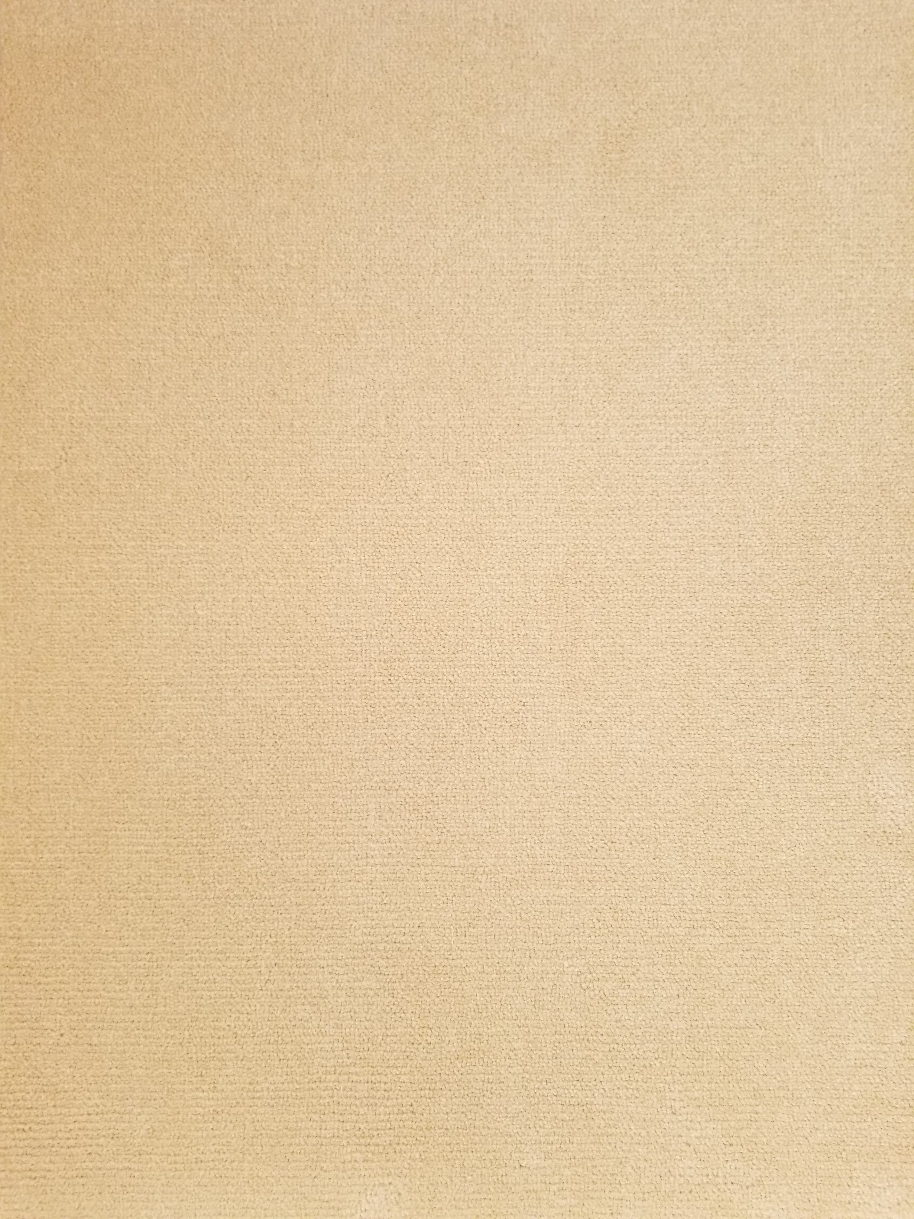 Berlin rug in solid design in yellow